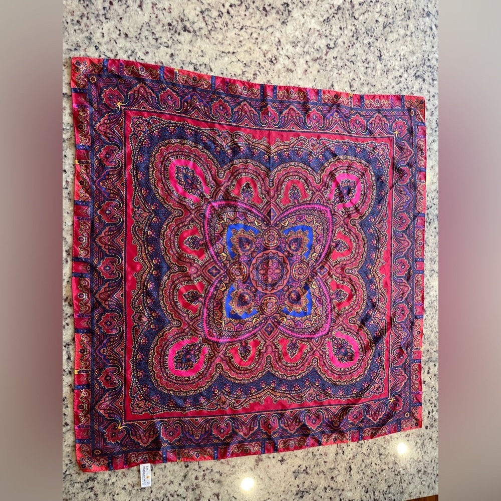 Pristine vintage 100% silk Liz Claiborne Paisley Scarf - Picture 2 of 7